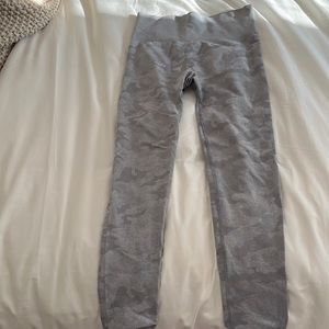 Gray camo leggings
